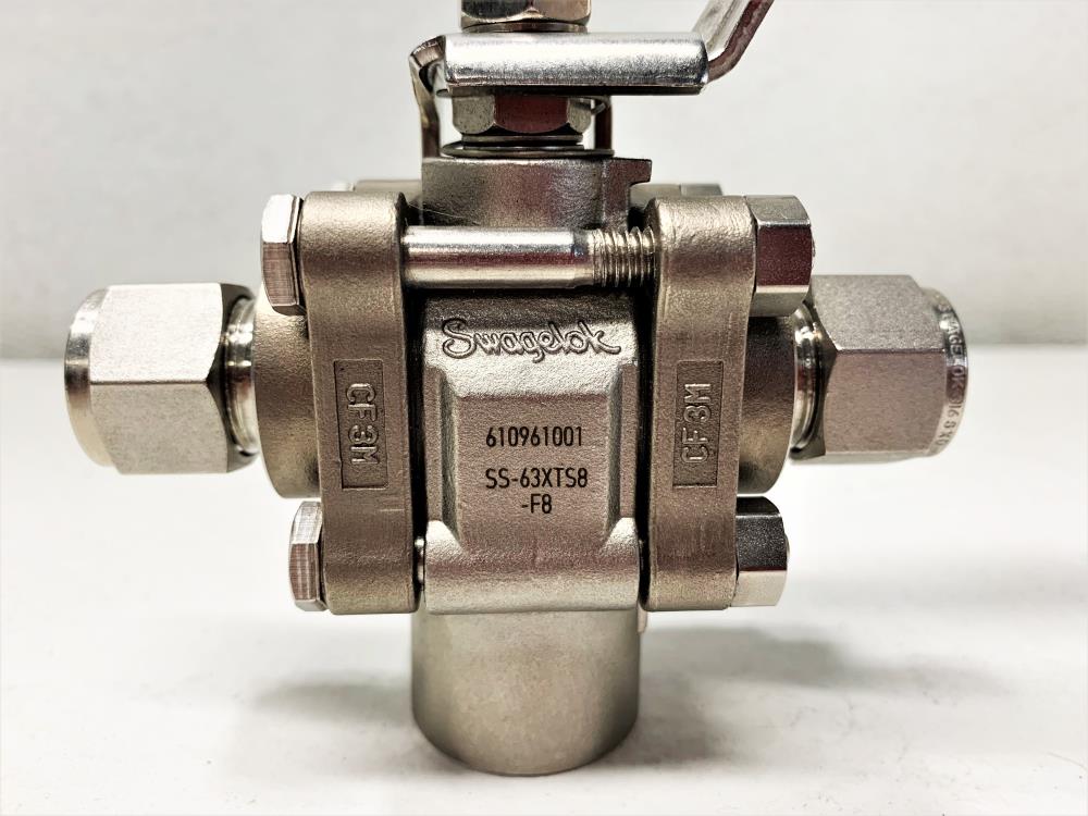 Swagelok 3-Way CF3M Ball Valve Model # SS-63XTS8-F8 w/ Handle